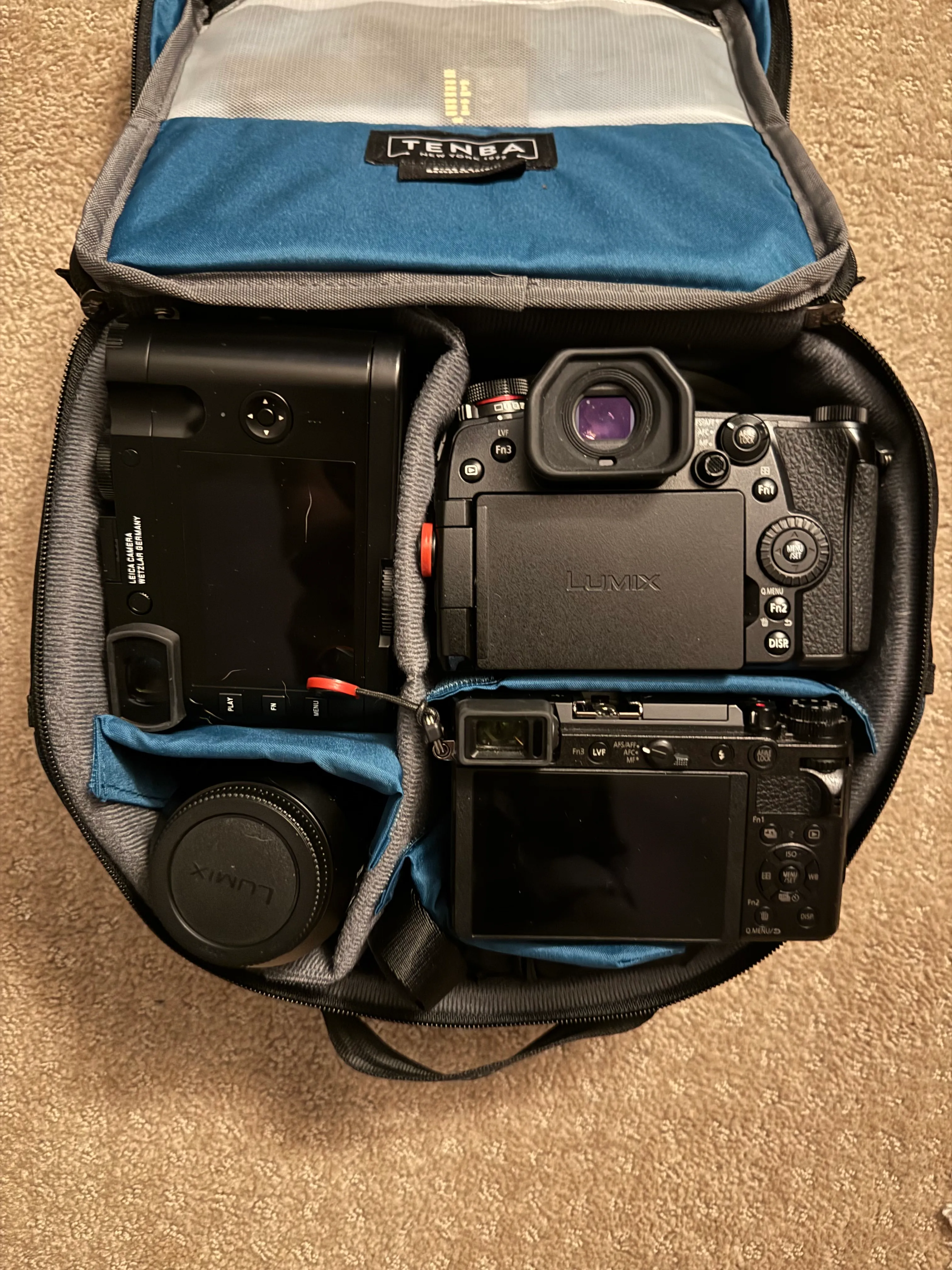 travel_camera_bag.jpeg